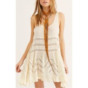 Free People Voile Lace Boho Sleeveless Ivory Trapeze Mini  Dress Size Medium NEW